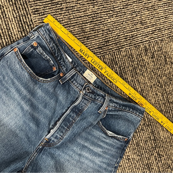 Levi’s 501 Womens 31x30 button-fly - Picture 7 of 9